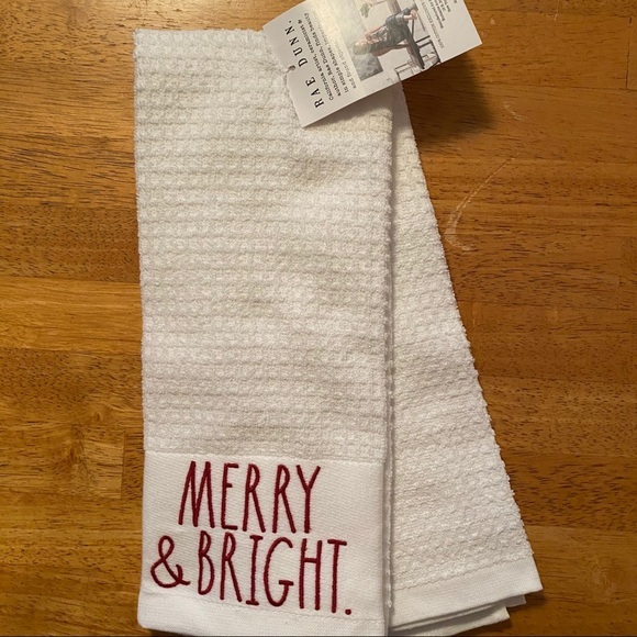 Rae Dunn MERRY & BRIGHT and BELIEVE Christmas Towel Set NEW!! - Picture 1 of 2